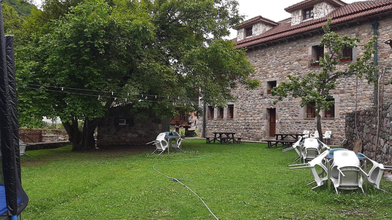 Hotel La Casa Vieja en Valdeón Soto De Valdeon Exterior foto